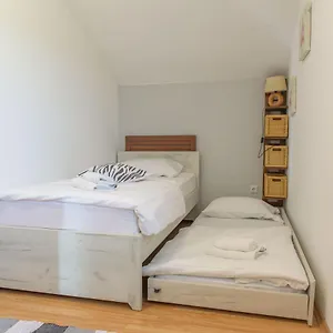 https://sunset-zadar.hotelinzadar.com